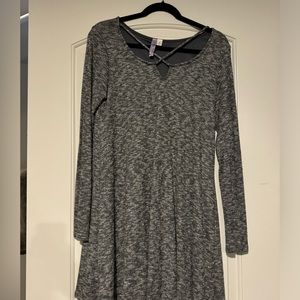 Alya Gray Dress from Francesca’s, Size Medium